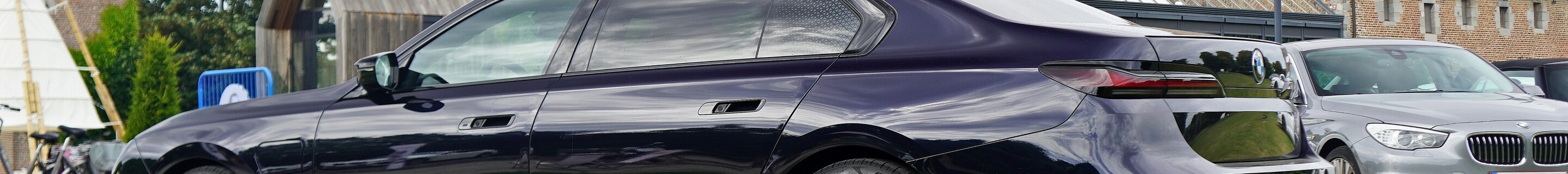 BMW M760e xDrive