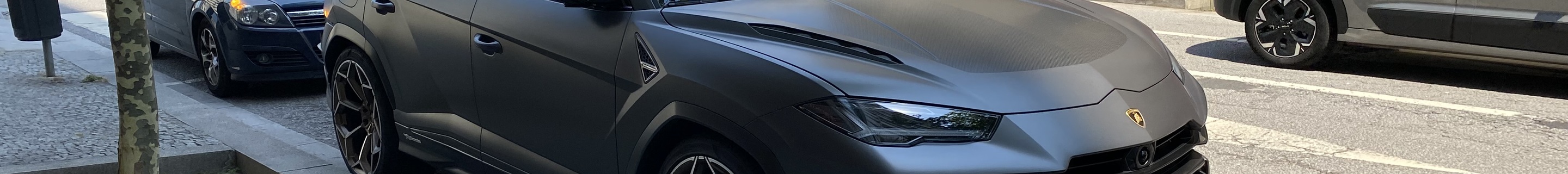 Lamborghini Urus Performante