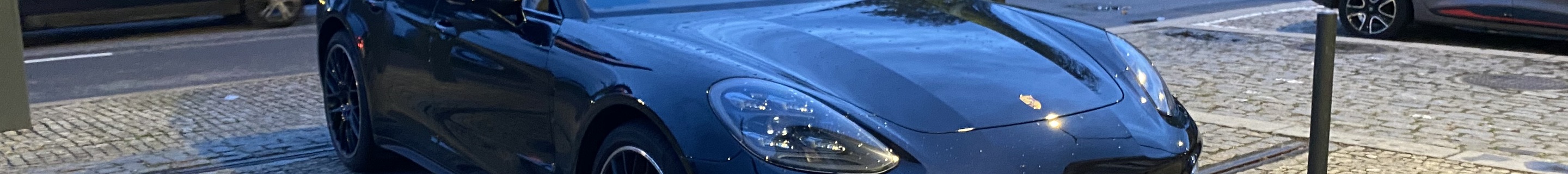 Porsche 971 Panamera Turbo Sport Turismo