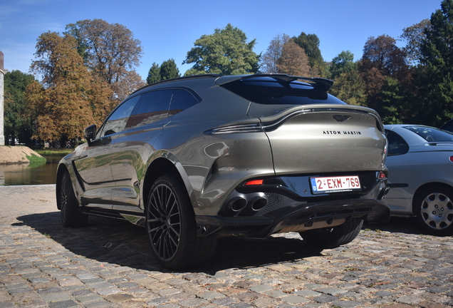 Aston Martin DBX707