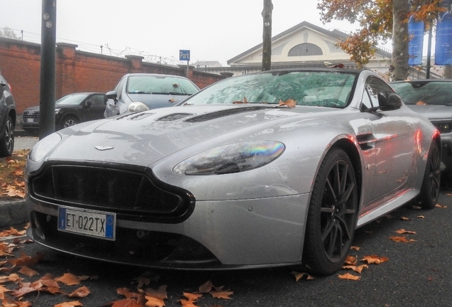 Aston Martin V12 Vantage S