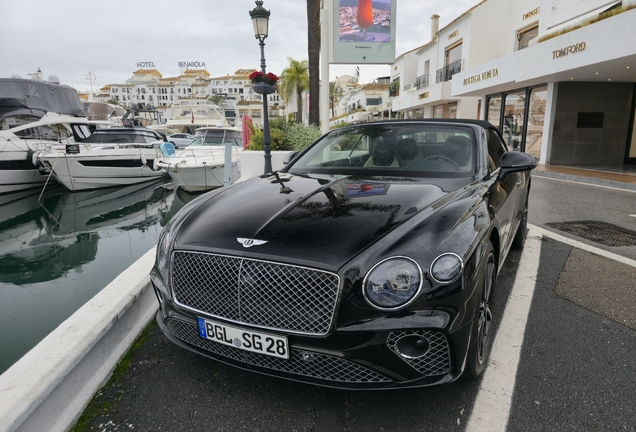 Bentley Continental GTC V8 2020