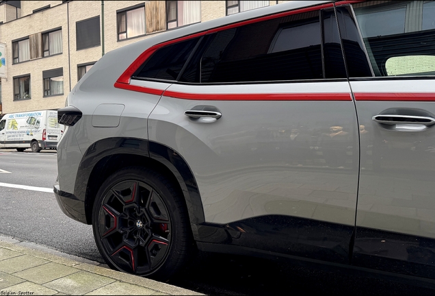 BMW XM G09 Label Red