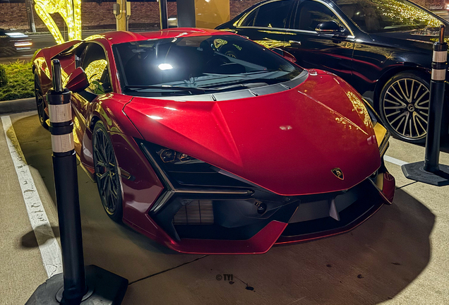 Lamborghini Revuelto