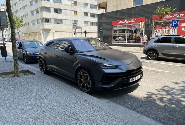 Lamborghini Urus Performante