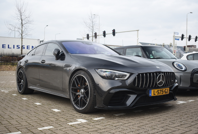 Mercedes-AMG GT 63 S X290