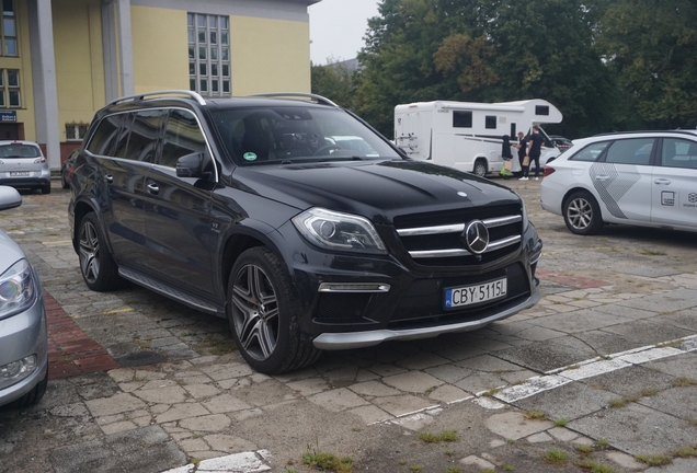 Mercedes-Benz GL 63 AMG X166