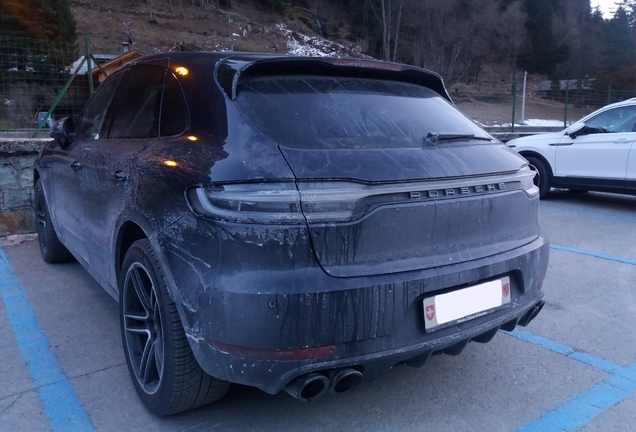 Porsche 95B Macan GTS MkII
