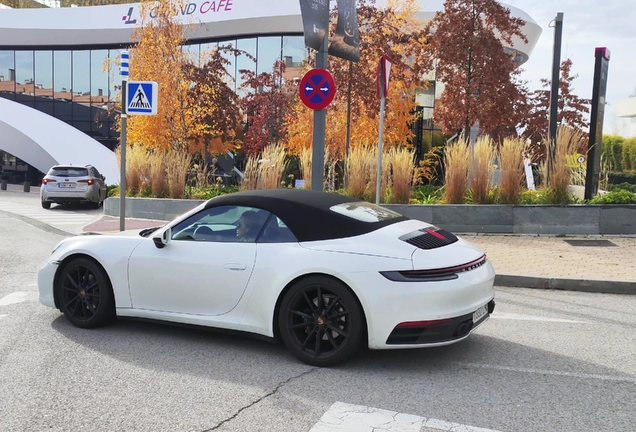 Porsche 992 Carrera 4S Cabriolet MkI