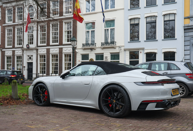 Porsche 992 Carrera 4S Cabriolet MkI