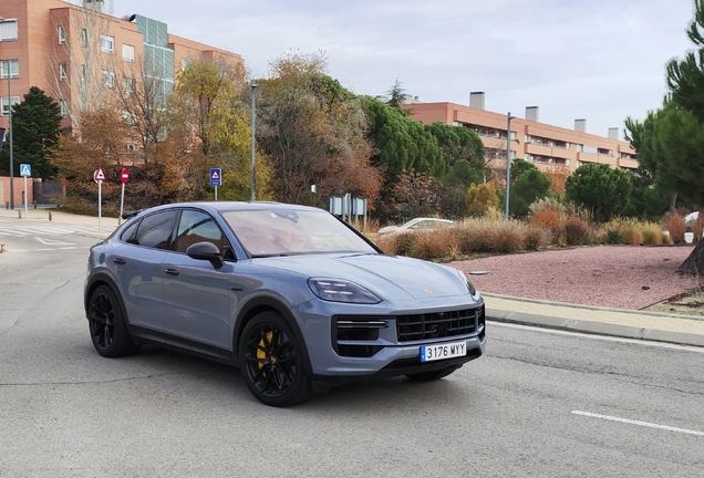 Porsche Cayenne Coupé Turbo E-Hybrid