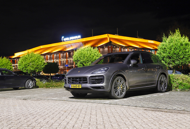 Porsche Cayenne Turbo S E-Hybrid