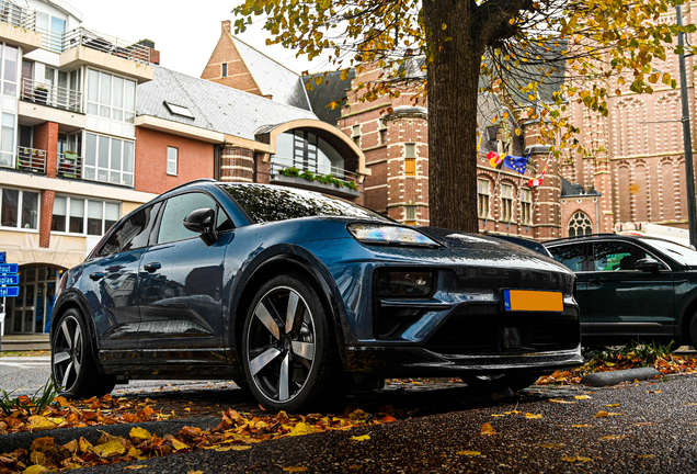 Porsche Macan EV Turbo
