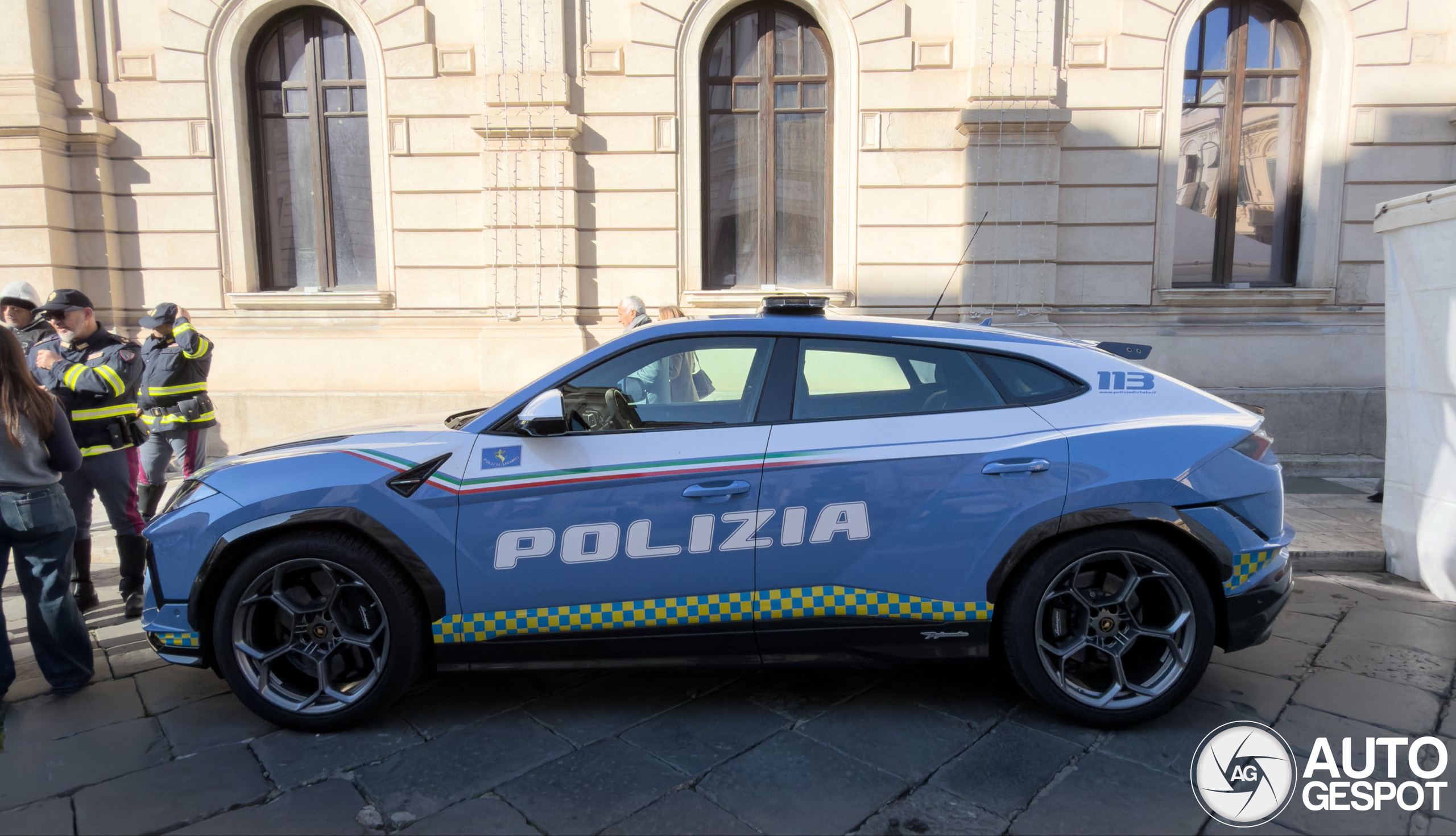 Italiaanse politie voegt een nieuwe auto toe aan haar vloot