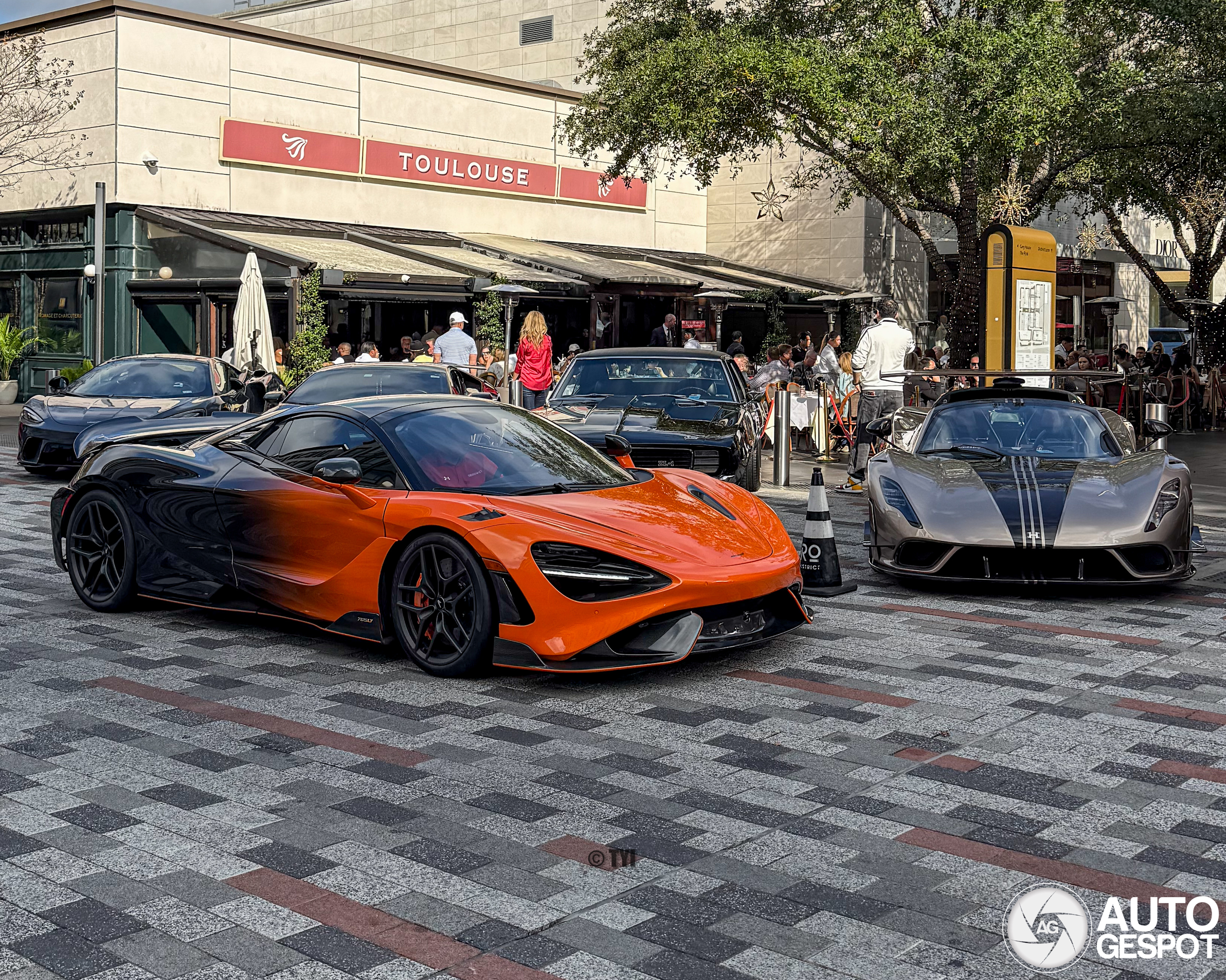 McLaren 765LT Spider