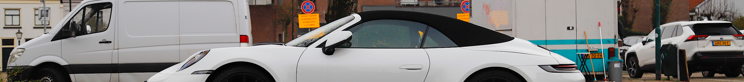 Porsche 992 Carrera 4S Cabriolet MkI