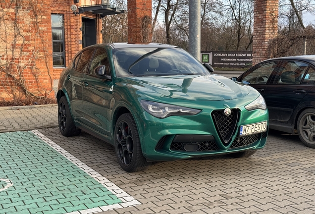 Alfa Romeo Stelvio Quadrifoglio 2023