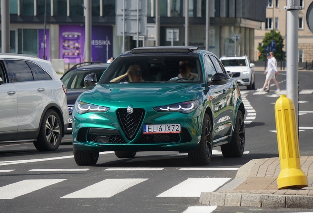 Alfa Romeo Stelvio Quadrifoglio 2023