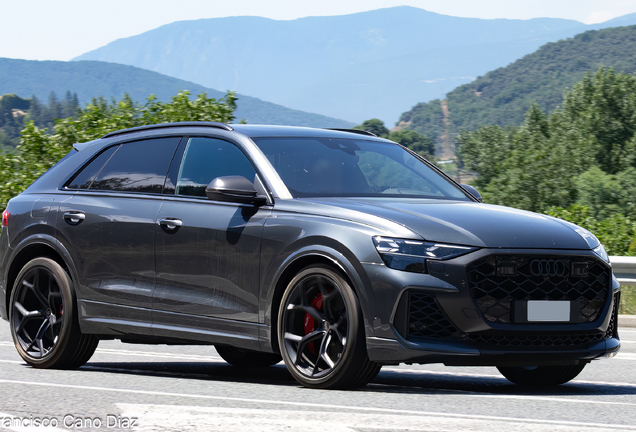 Audi RS Q8 2024