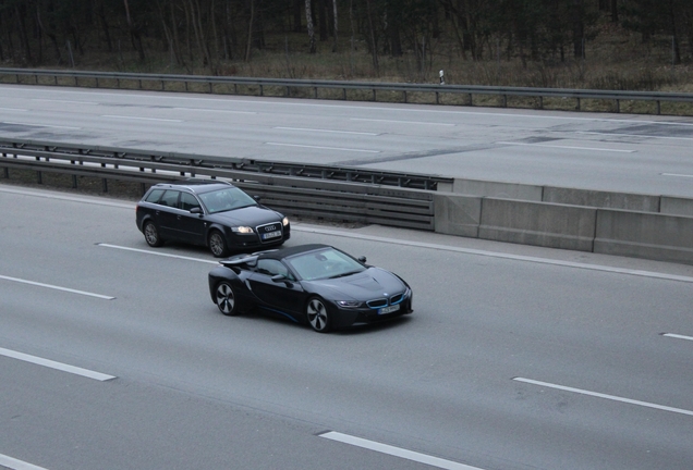 BMW i8 Roadster