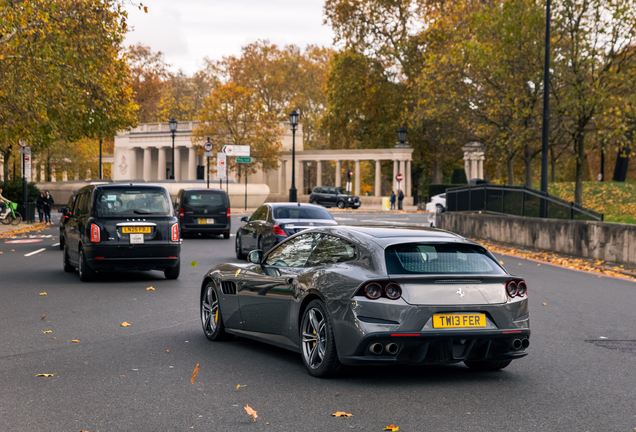 Ferrari GTC4Lusso