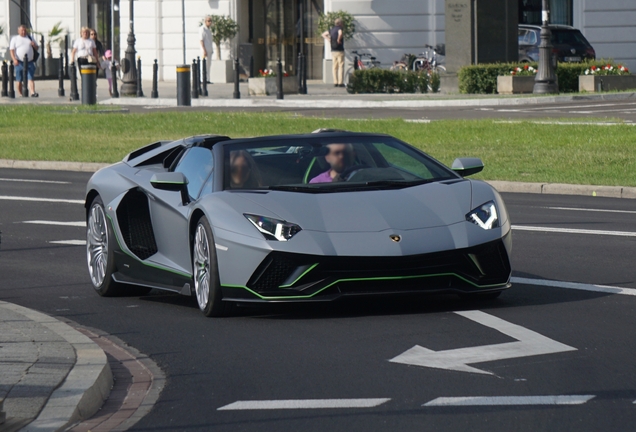 Lamborghini Aventador LP780-4 Ultimae Roadster