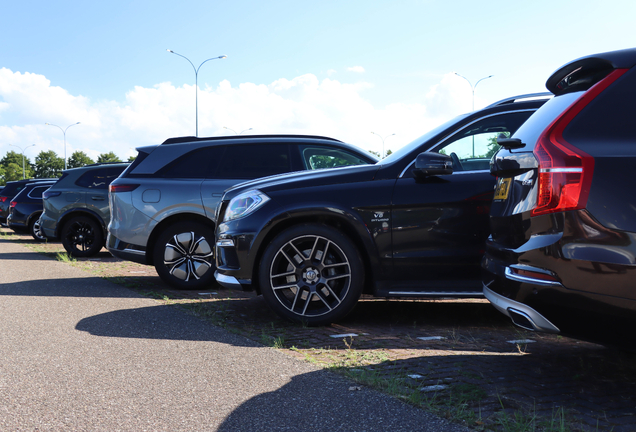 Mercedes-Benz GL 63 AMG X166