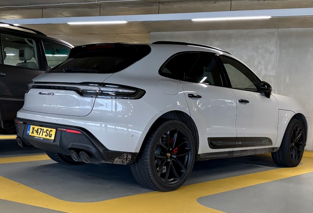 Porsche 95B Macan GTS MkIII