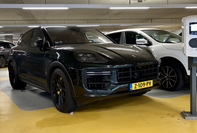 Porsche Cayenne Coupé Turbo E-Hybrid