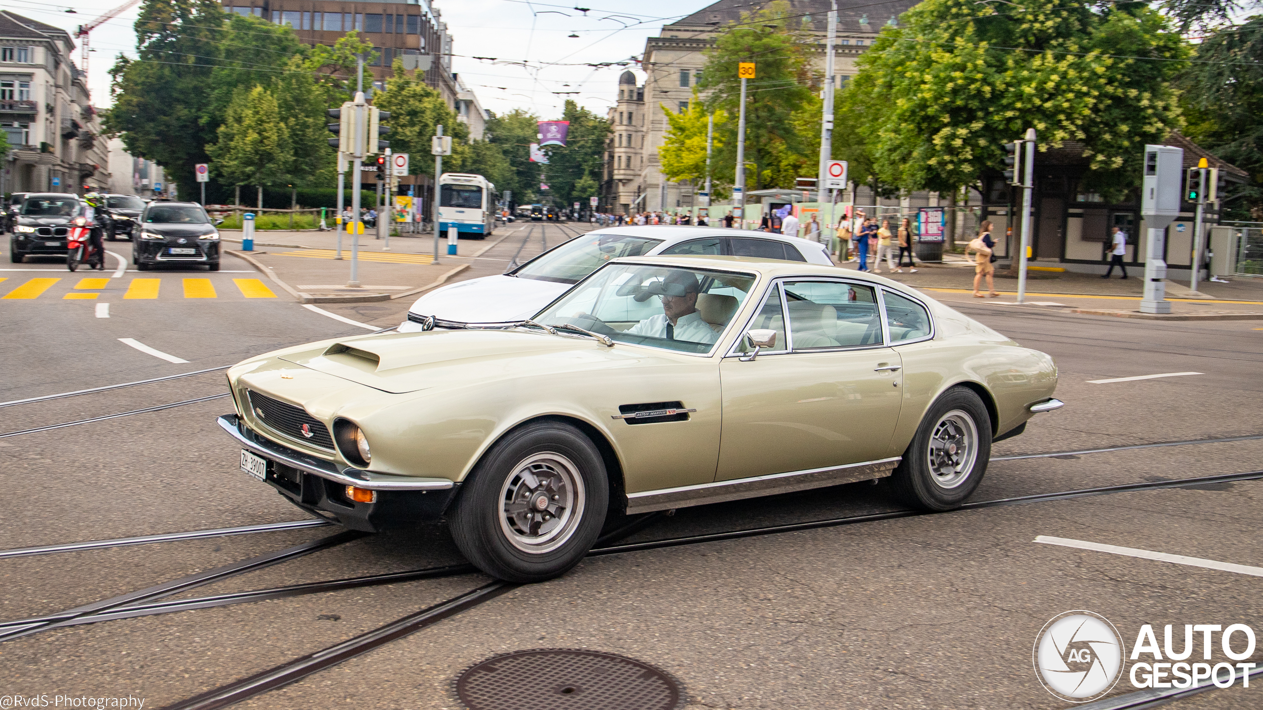 Aston Martin Vantage 1972-1973