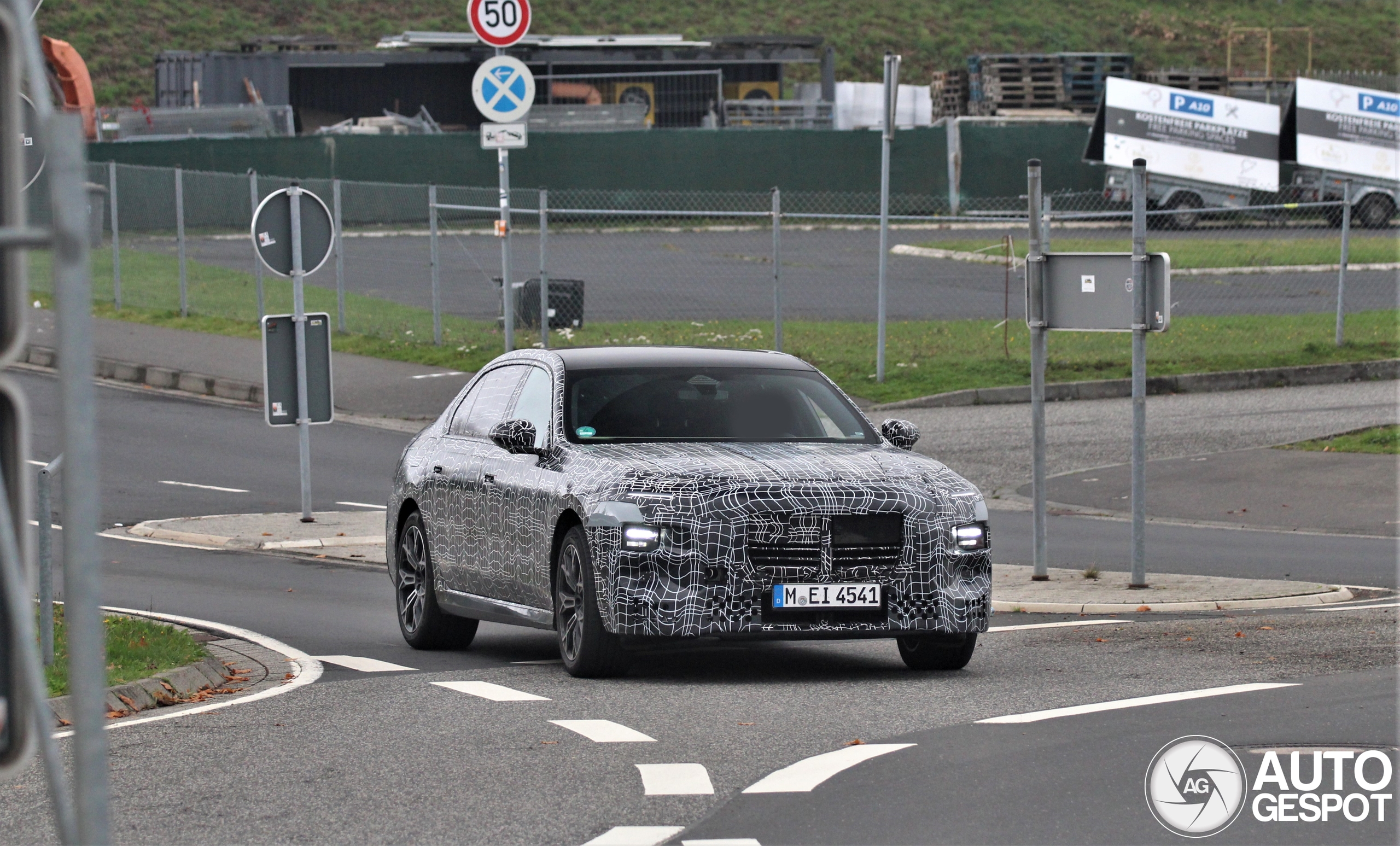 BMW 7 Series G70 2026