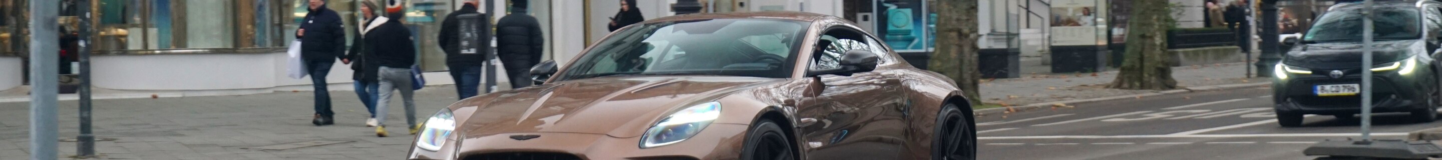 Aston Martin Vantage 2024