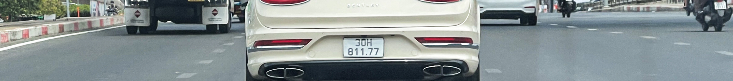 Bentley Bentayga V8 2021