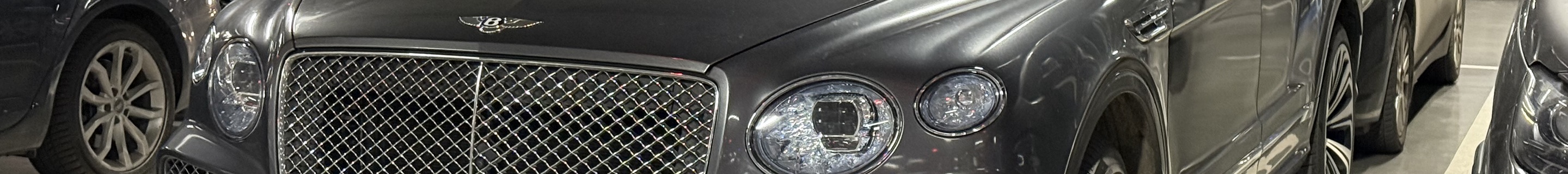 Bentley Bentayga V8 2021