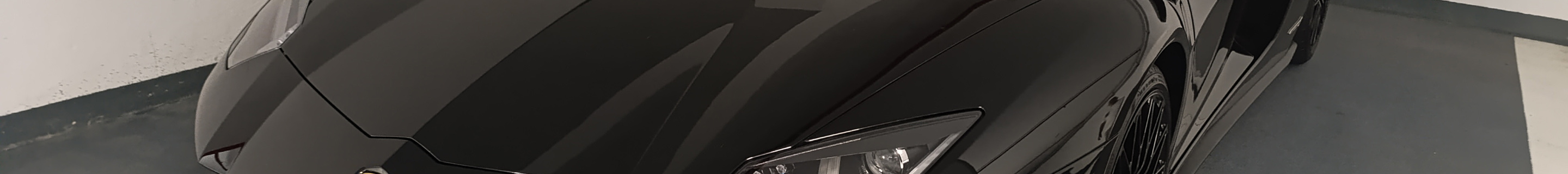 Lamborghini Aventador S LP740-4