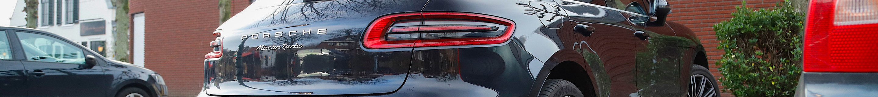 Porsche 95B Macan Turbo MkI