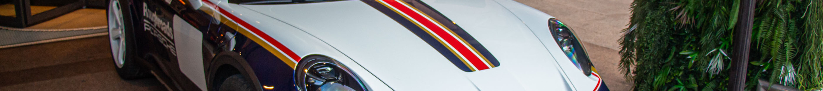 Porsche 992 Dakar