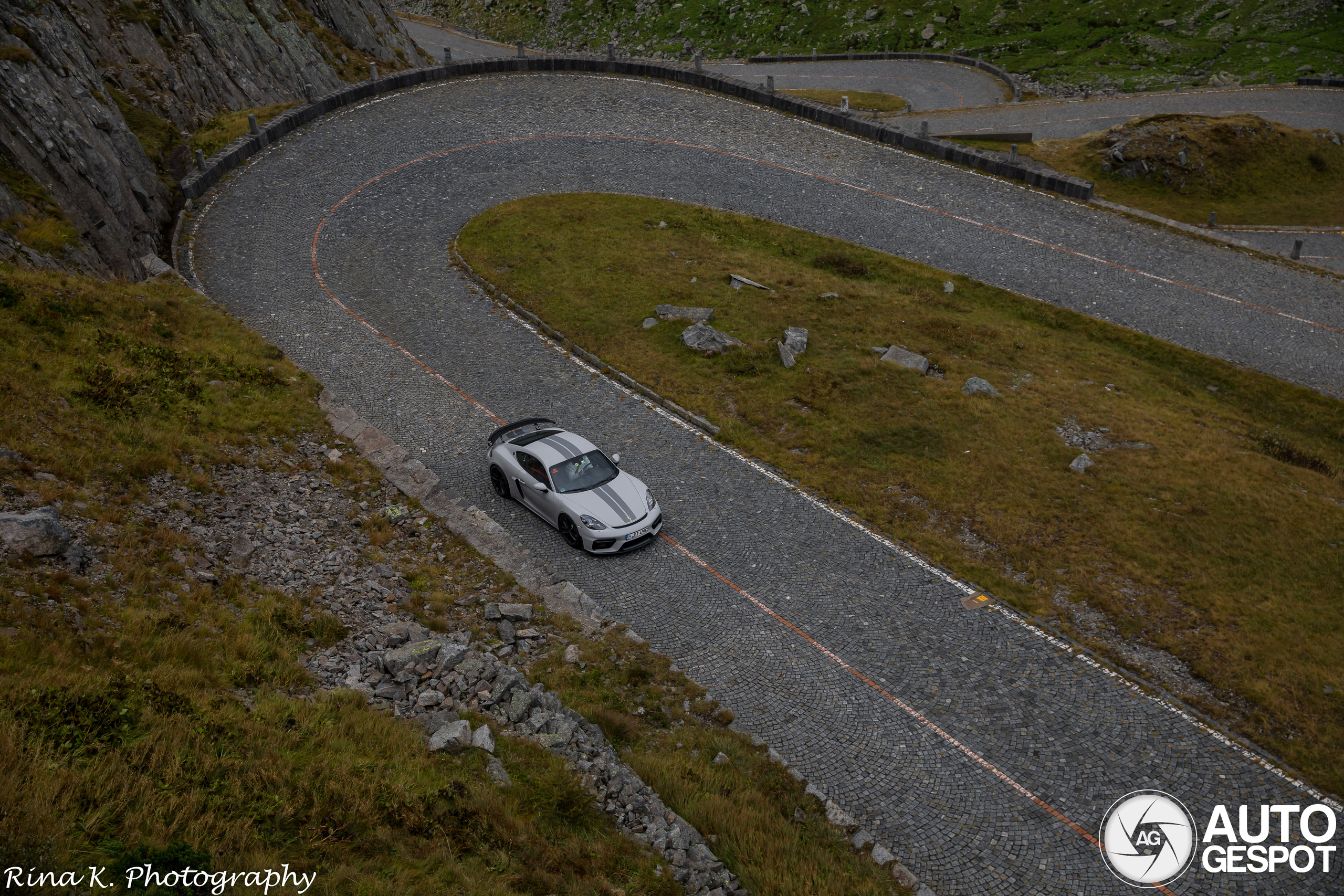 Porsche 718 Cayman GT4