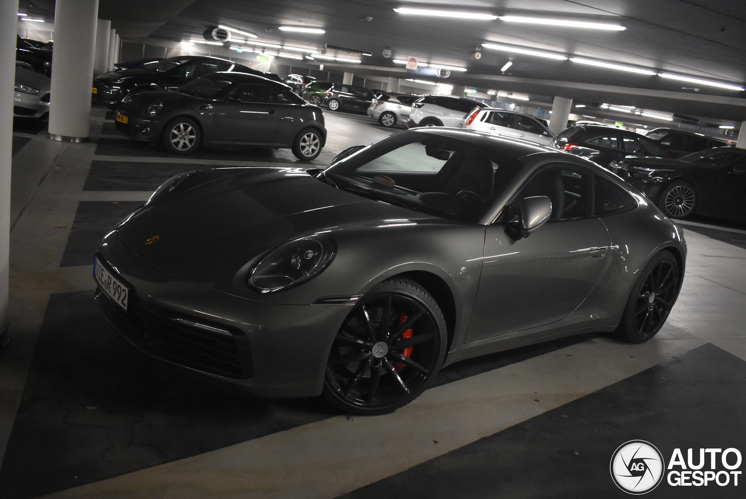 Porsche 992 Carrera 4S MkI