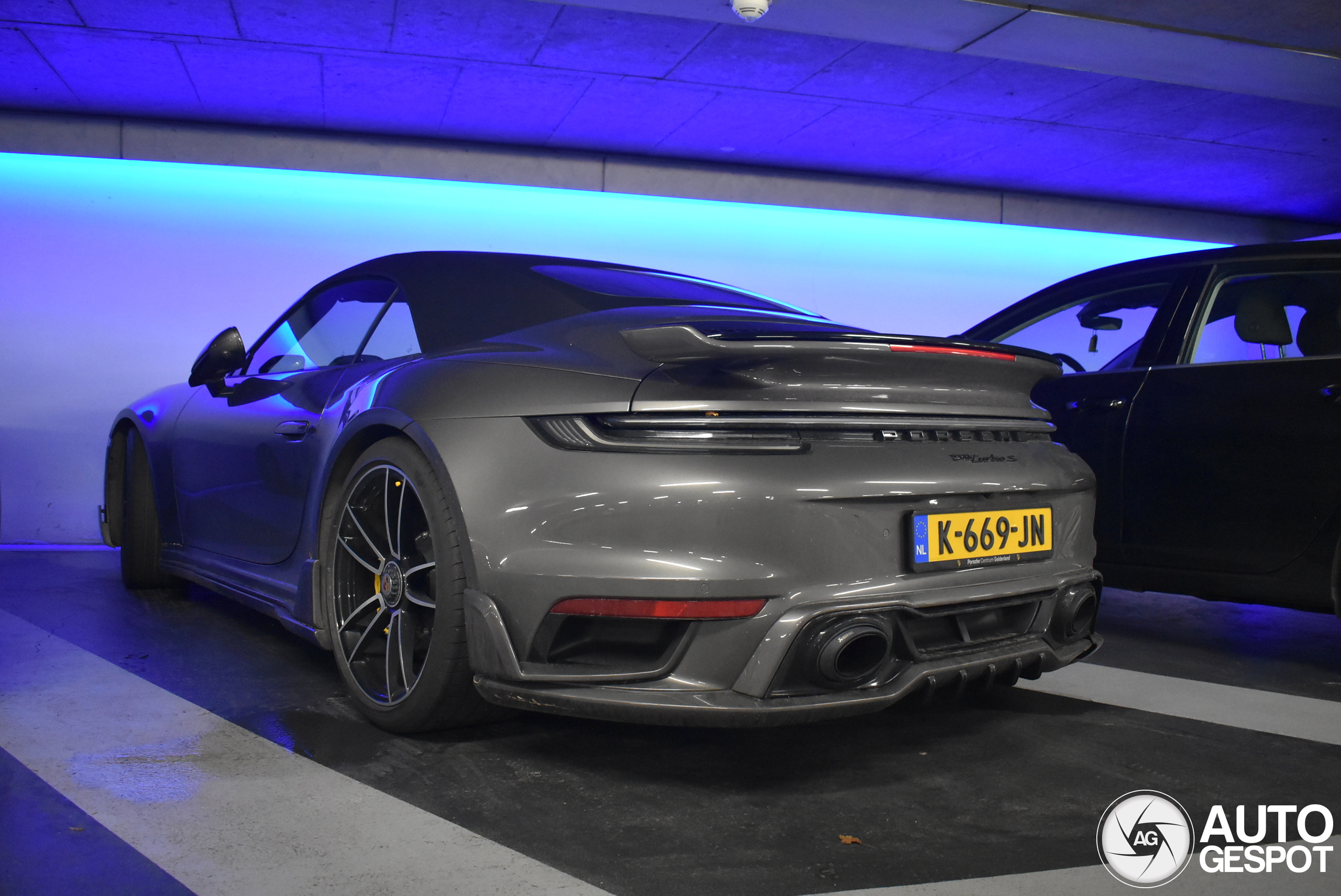 Porsche 992 Turbo S Cabriolet MkI TechArt