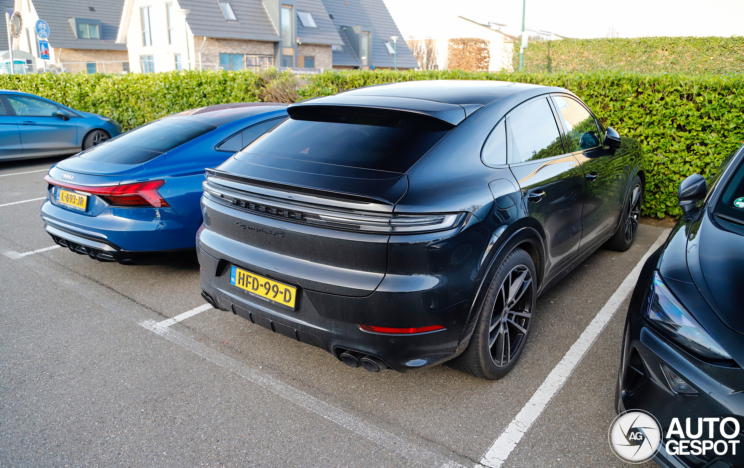 Porsche Cayenne Coupé Turbo E-Hybrid