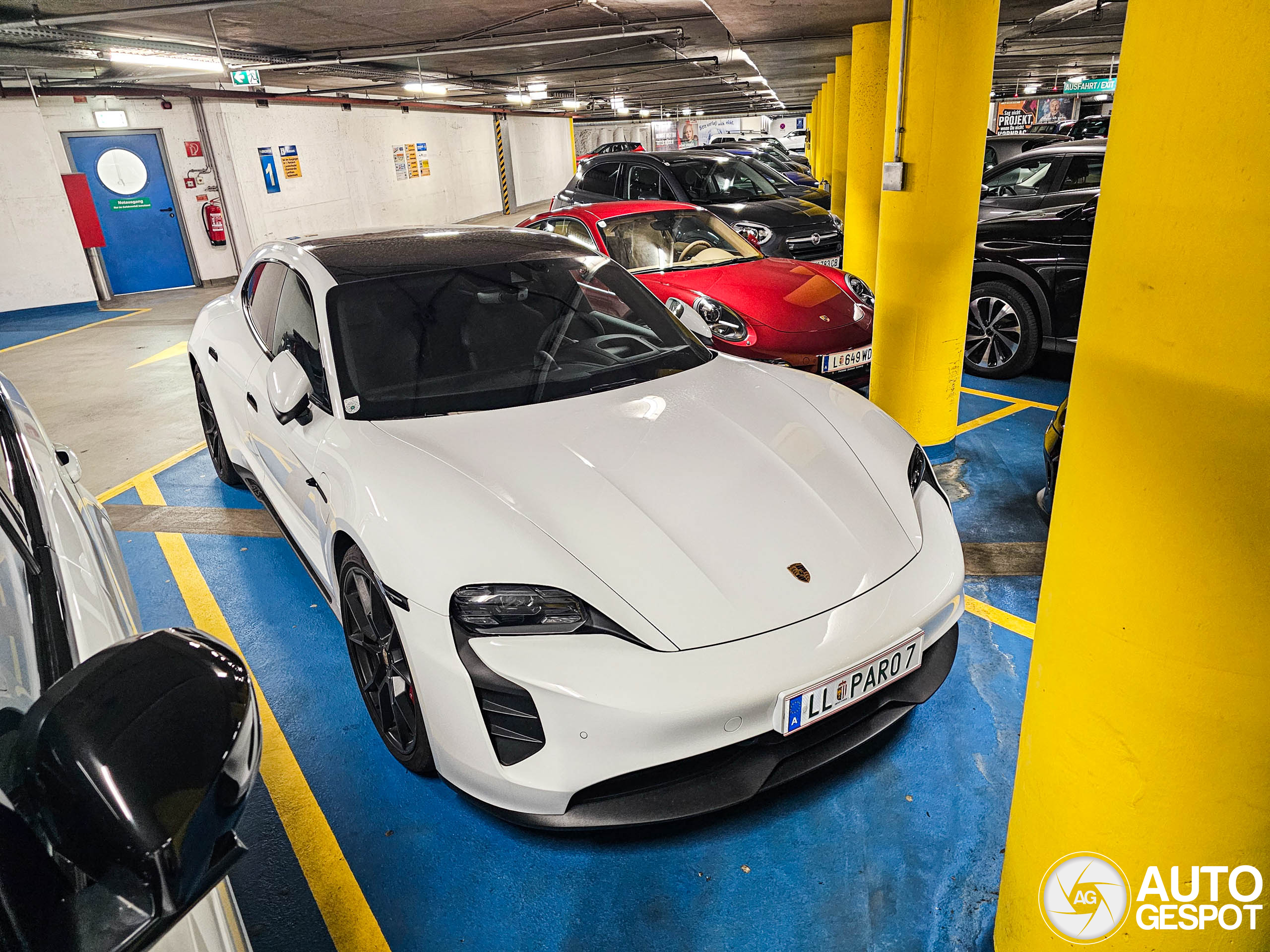 Porsche Taycan GTS Sport Turismo