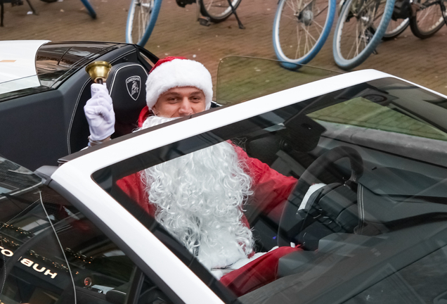 Lamborghini Huracán LP640-4 EVO Spyder