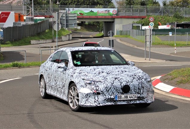 Mercedes-Benz CLA EV 2025