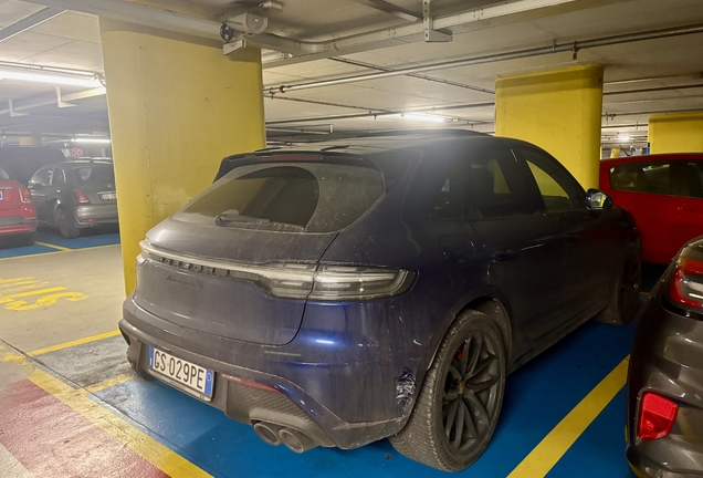 Porsche 95B Macan GTS MkIII