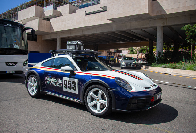 Porsche 992 Dakar