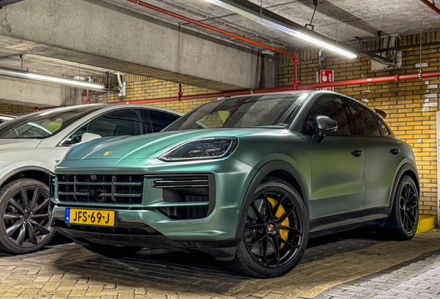 Porsche Cayenne Coupé Turbo E-Hybrid