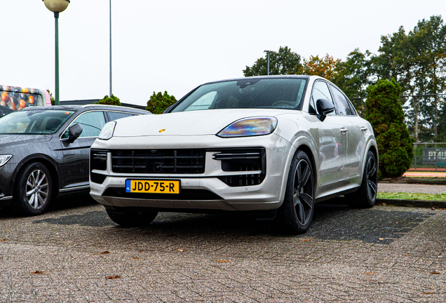 Porsche Cayenne Coupé Turbo E-Hybrid