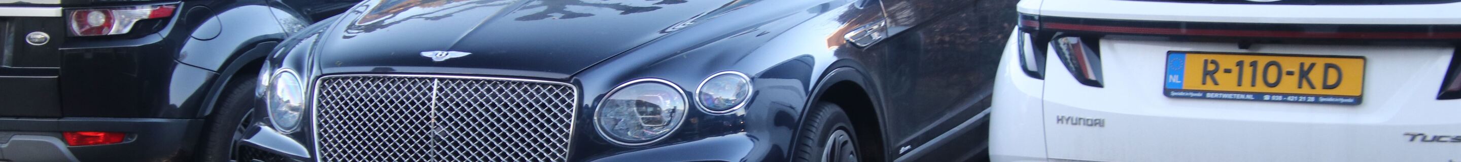 Bentley Bentayga Hybrid Azure