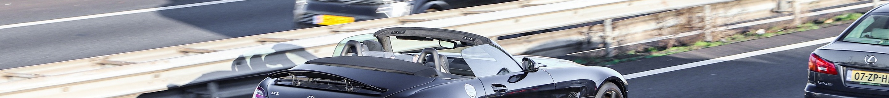 Mercedes-Benz SLS AMG Roadster